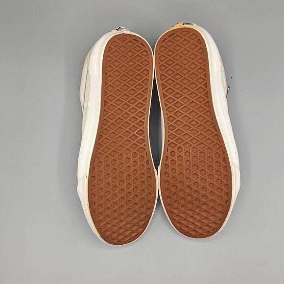 VANS Unisex Old School Zip Suede Marshmallow/Blanc Shoes - Picture 7 of 11